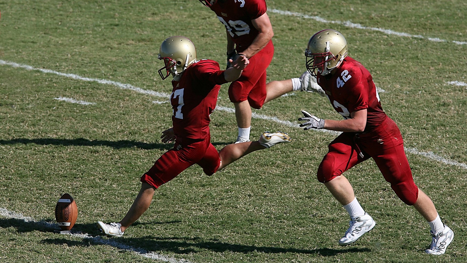 “中国足球国家队主帅首次公开亮相”，国足主帅是谁